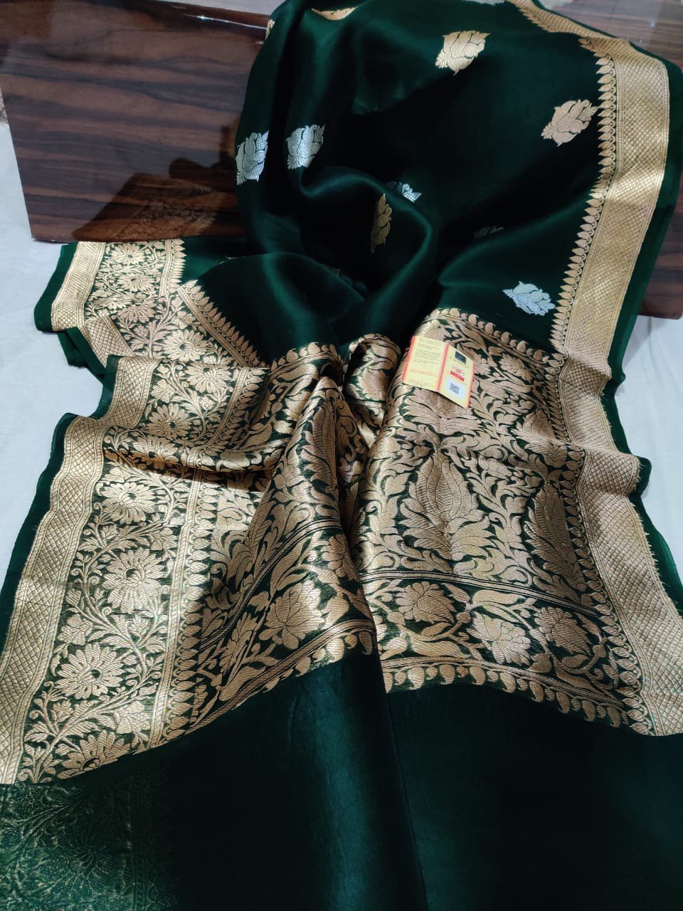 Kora Banarasi Saree