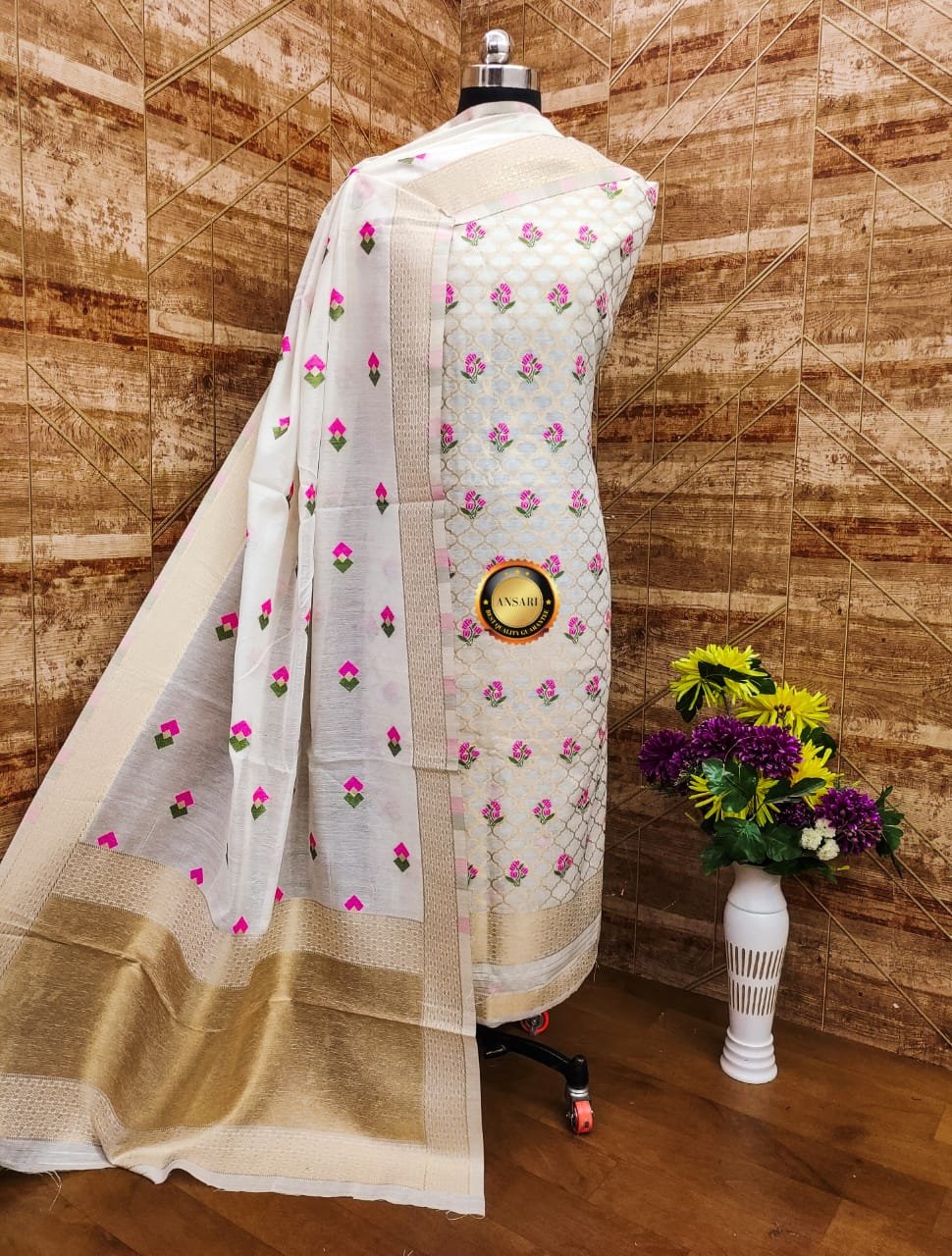 banarasi jamdani suit wholesale supplier 14 pcs Bundle