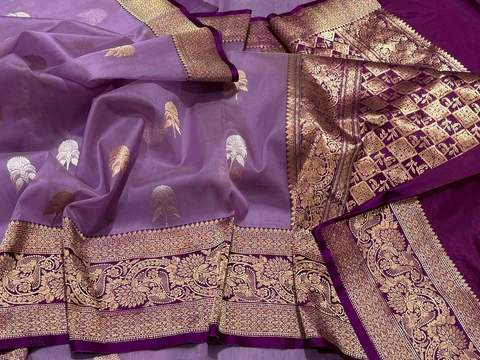 Banarasi Kora Saree Mashru Border Colour Lavender