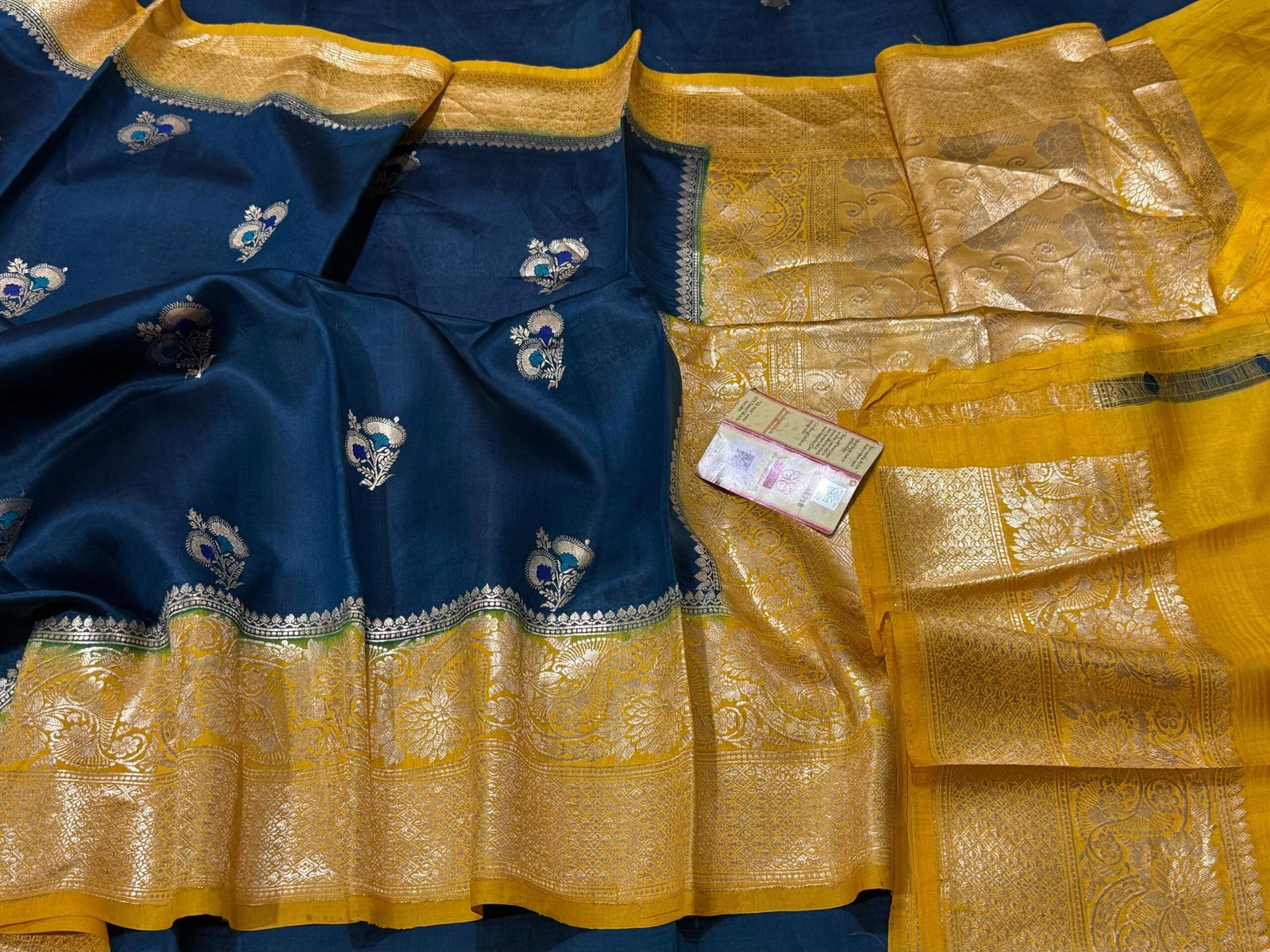 Banarasi Pure Row Mango Silk Handloom Beautiful Saree