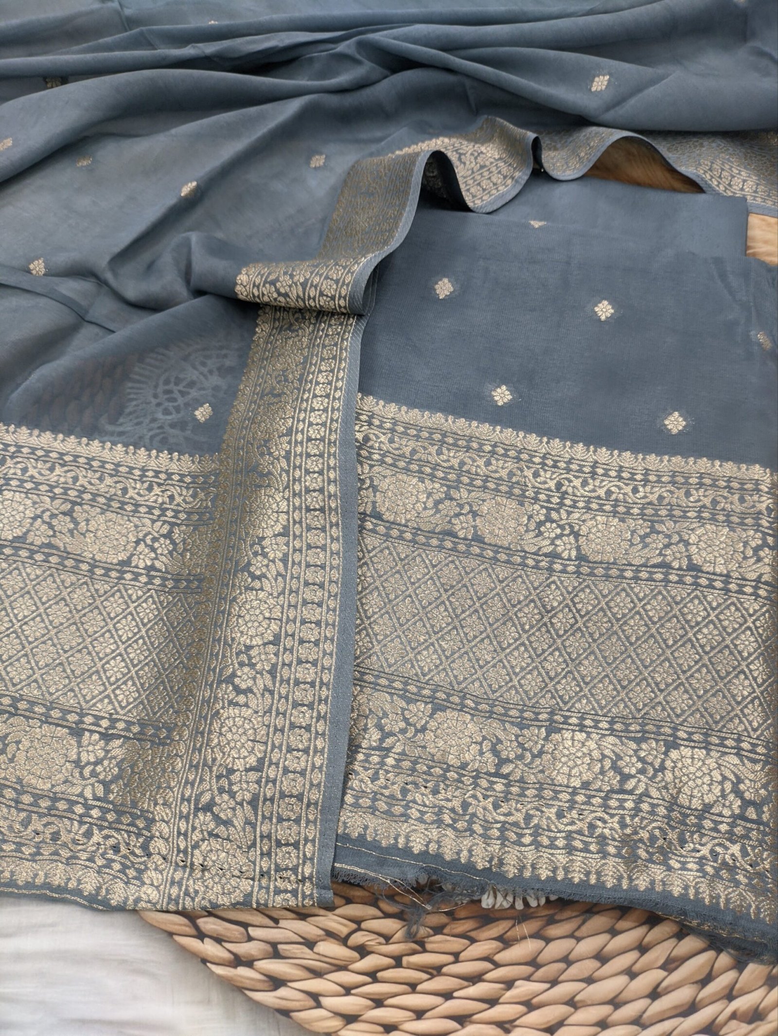viscose Georgette suits 5 pcs bundle