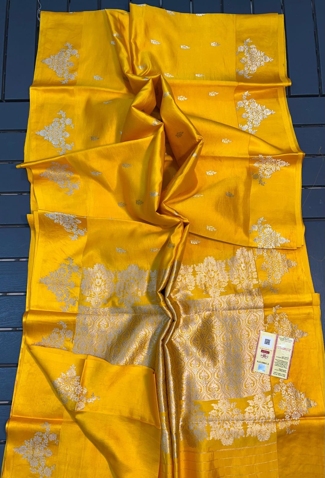 Sunlit Glory – Banarasi Pure Raw Mango Silk Saree