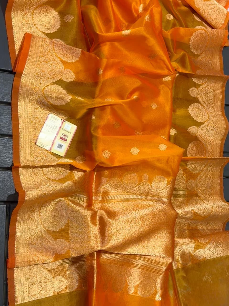 🧡 Radiant Glow – Banarasi Pure Kora Silk Saree with Mashru Border 🧡