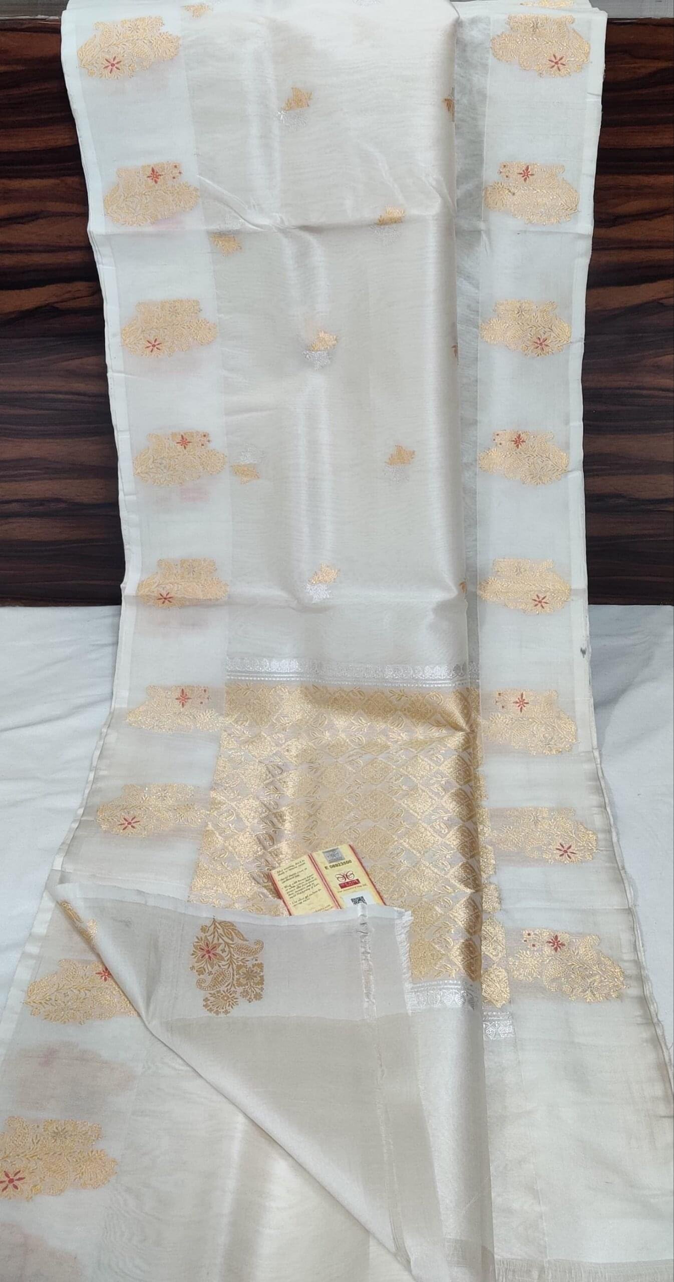 Royal Ivory Grace – Pure Kora Organza Saree with Golden Zari Elegance
