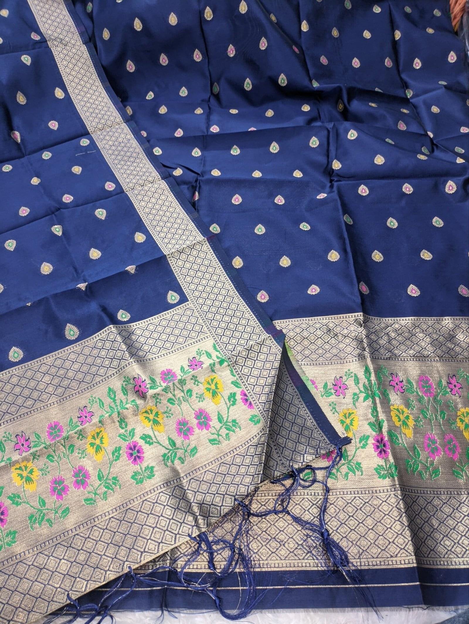 Banarasi Tapeta Silk Suit 6 Pcs Bundle/Sets